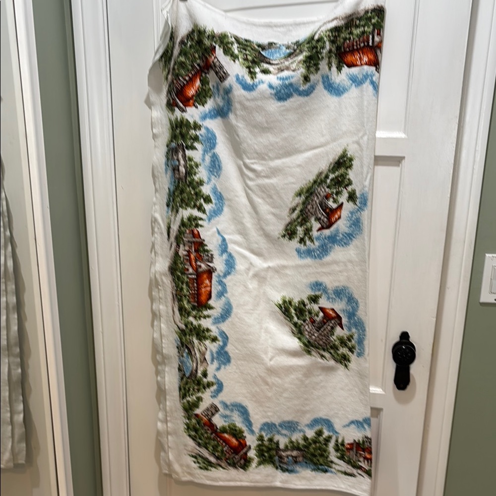 Vintage English countryside tablecloth